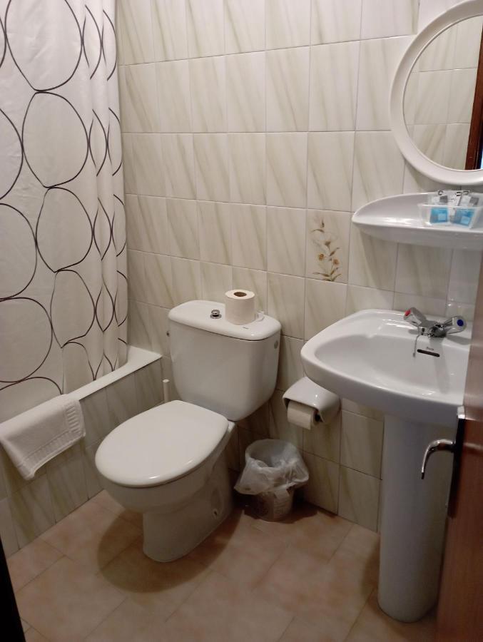 Room In Lodge - Double And Single Room - Pension Oria 1 ลัวร์กา ภายนอก รูปภาพ
