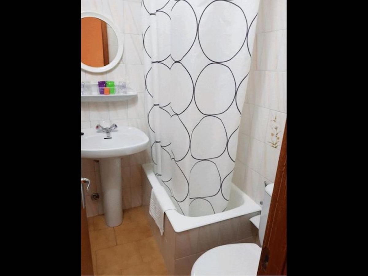 Room In Lodge - Double And Single Room - Pension Oria 1 ลัวร์กา ภายนอก รูปภาพ